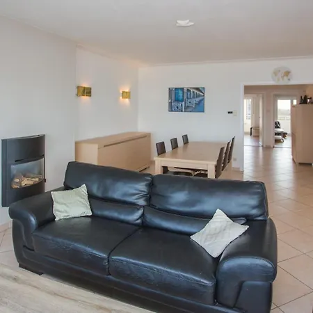 Apartment Bright With Sea View